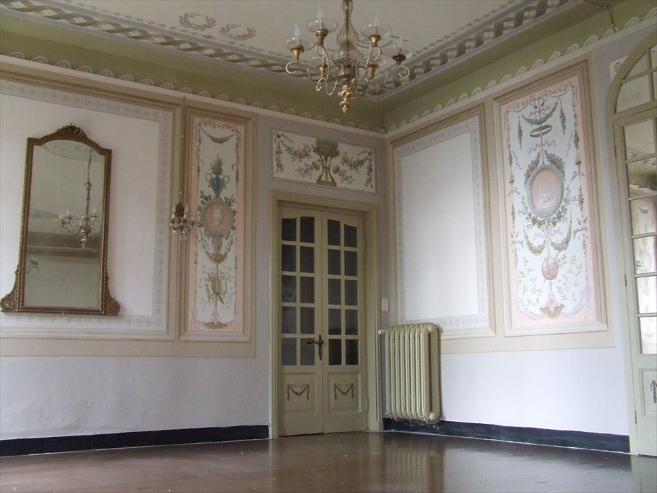 Altri particolari del salone